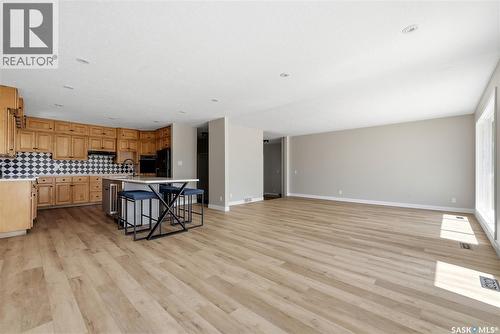 1535 Lee Grayson Crescent N, Regina, SK - Indoor Photo Showing Kitchen