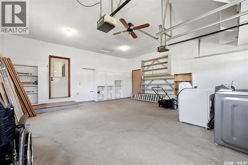 1535 Lee Grayson Crescent N, Regina, SK - Indoor Photo Showing Laundry Room