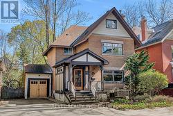 28 BROADWAY AVENUE  Ottawa, ON K1S 2V6
