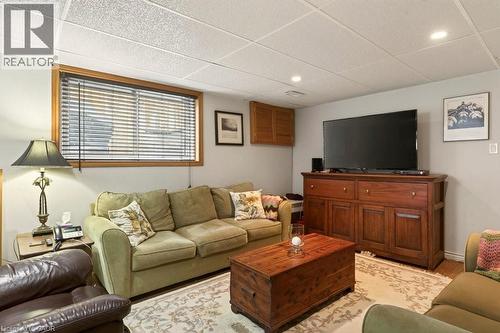 161 Manning Avenue, Hamilton, ON - Indoor Photo Showing Living Room