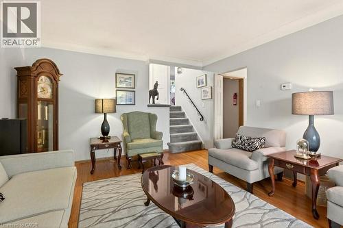 161 Manning Avenue, Hamilton, ON - Indoor Photo Showing Living Room