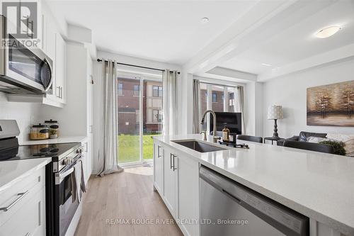 3058 Sideline 16, Pickering, ON - Indoor Photo Showing Kitchen With Upgraded Kitchen