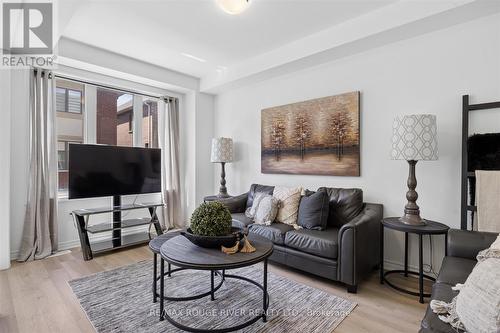 3058 Sideline 16, Pickering, ON - Indoor Photo Showing Living Room