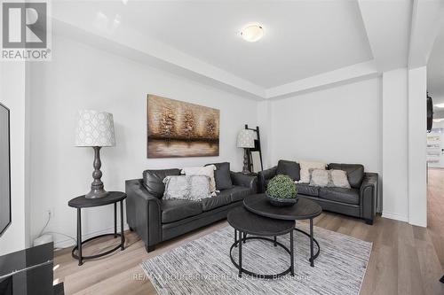 3058 Sideline 16, Pickering, ON - Indoor Photo Showing Living Room
