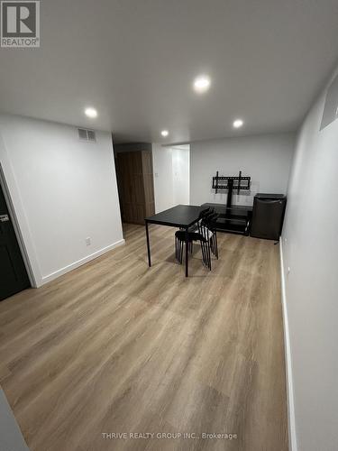 LOWER - 27 BELGRAVE AVENUE , London South (South F), Ontario N6C 4B3 4