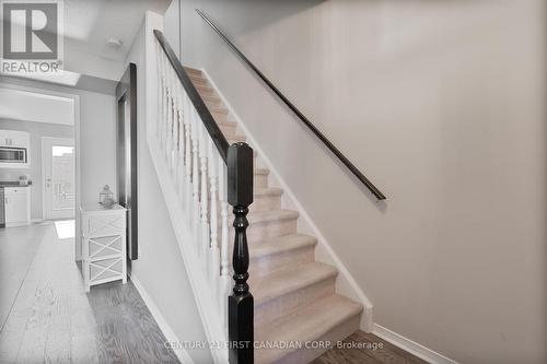 34 - 1320 Savannah Drive, London North (North C), ON - Indoor Photo Showing Other Room