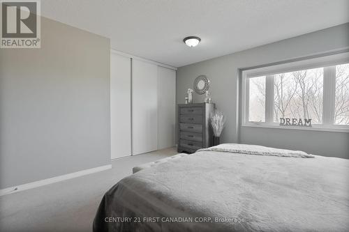 34 - 1320 Savannah Drive, London North (North C), ON - Indoor Photo Showing Bedroom
