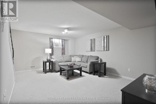 34 - 1320 Savannah Drive, London North (North C), ON - Indoor Photo Showing Other Room