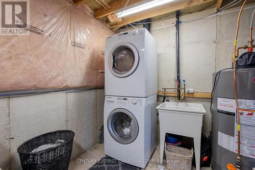 34 - 1320 Savannah Drive, London North (North C), ON - Indoor Photo Showing Laundry Room