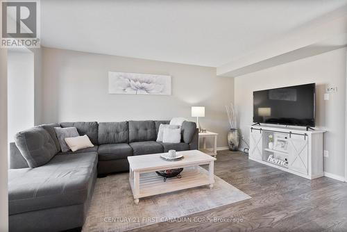 34 - 1320 Savannah Drive, London North (North C), ON - Indoor Photo Showing Living Room