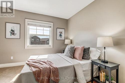 9 - 1850 Beaverbrook Avenue, London North (North M), ON - Indoor Photo Showing Bedroom