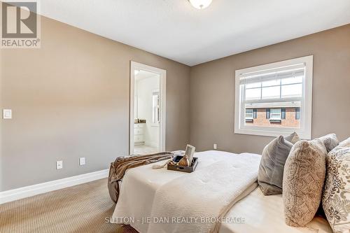 9 - 1850 Beaverbrook Avenue, London North (North M), ON - Indoor Photo Showing Bedroom