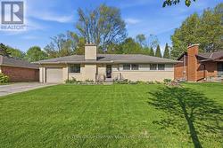 590 OAKRIDGE DRIVE  London North (North P), ON N6H 3G2