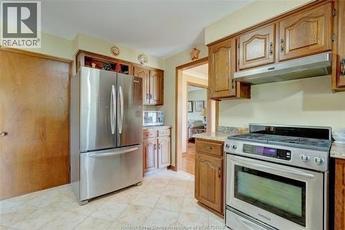 2036 Lesperance Road, Tecumseh, ON - Indoor Photo Showing Kitchen