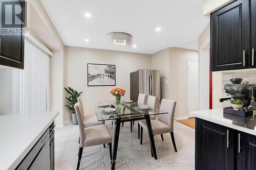 7186 Waldorf Way, Mississauga, ON - Indoor Photo Showing Dining Room