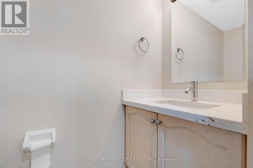 7186 Waldorf Way, Mississauga, ON - Indoor Photo Showing Bathroom