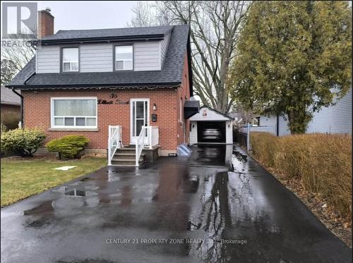 116 ELLIOT STREET  Brampton, ON L6Y 1W4