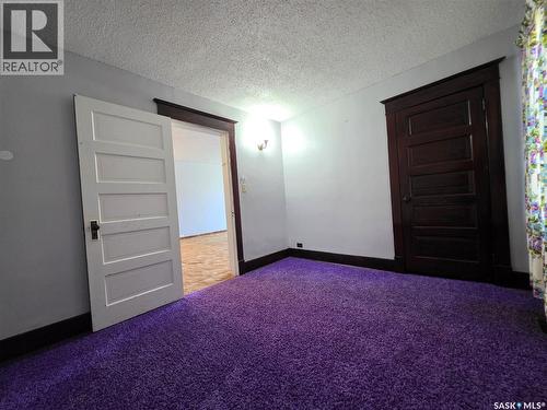 111 Warwick Street, Neville, SK - Indoor