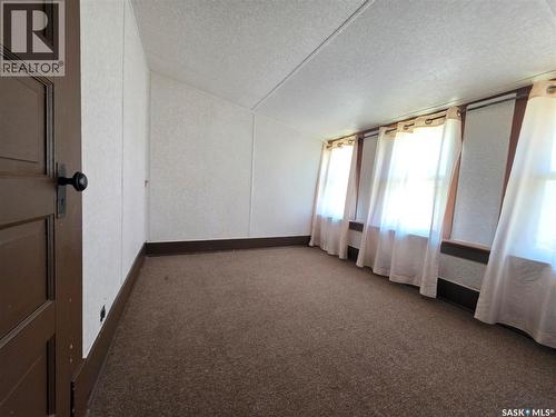 111 Warwick Street, Neville, SK - Indoor Photo Showing Other Room