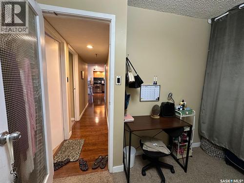 904 405 5Th Avenue N, Saskatoon, SK - Indoor