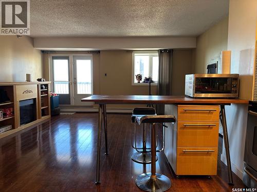 904 405 5Th Avenue N, Saskatoon, SK - Indoor