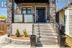 118 GLEBEMOUNT AVENUE Toronto, ON M4C 3S2