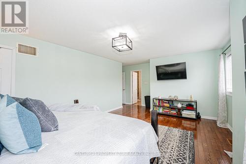 804 Ormond Drive, Oshawa, ON - Indoor Photo Showing Bedroom