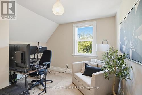 574 Princess Avenue, London East (East F), ON - Indoor Photo Showing Office