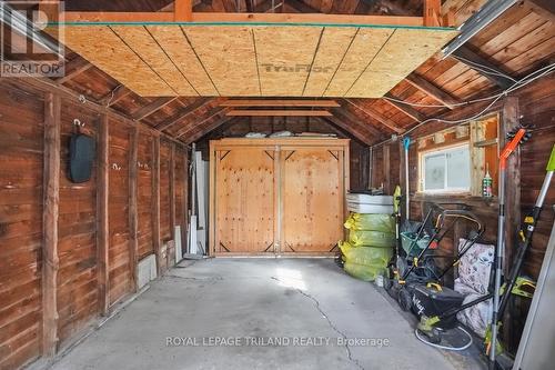 574 Princess Avenue, London East (East F), ON - Indoor Photo Showing Garage