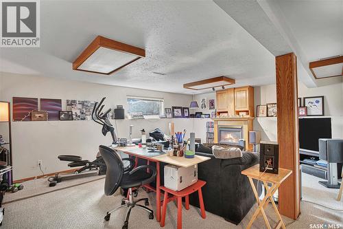 635 4Th Street E, Saskatoon, SK - Indoor Photo Showing Office