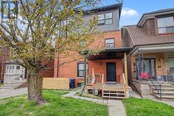 2 - 226 LAUDER AVENUE  Toronto, ON M6E 3H4