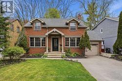 242 THE KINGSWAY Toronto, ON M9A 3T5