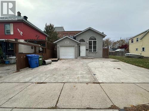 975 ALBERT ROAD  Windsor, ON N8Y 3P1