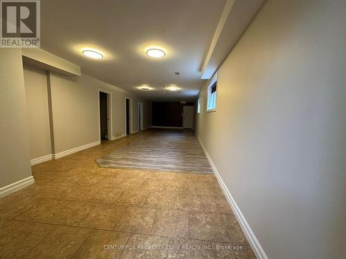 975 Albert Road, Windsor, ON - Indoor Photo Showing Other Room