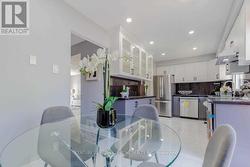 8 NORBROOK CRESCENT Toronto, ON M9V 4P8