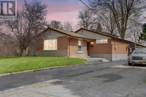 5 HADRINA STREET  Brampton, ON L6X 2J5