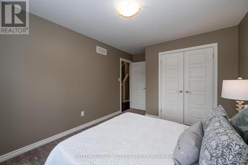 59 Orchard Street, London South (South E), ON - Indoor Photo Showing Bedroom