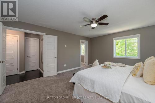 59 Orchard Street, London South (South E), ON - Indoor Photo Showing Bedroom