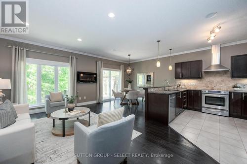 59 Orchard Street, London South (South E), ON - Indoor