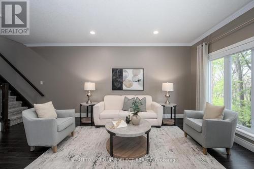 59 Orchard Street, London South (South E), ON - Indoor Photo Showing Living Room