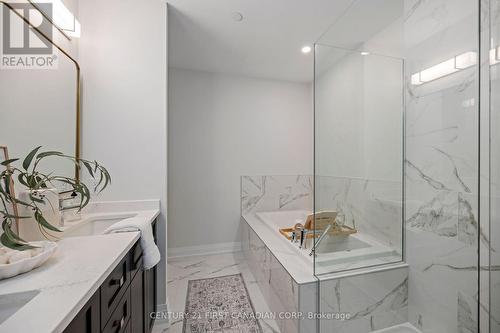 204 - 1975 Fountain Grass Drive, London South (South B), ON - Indoor Photo Showing Bathroom