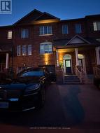 321 ASPENDALE CRESCENT  Mississauga, ON L5W 0E7