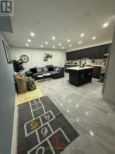 321 Aspendale Crescent, Mississauga, ON - Indoor