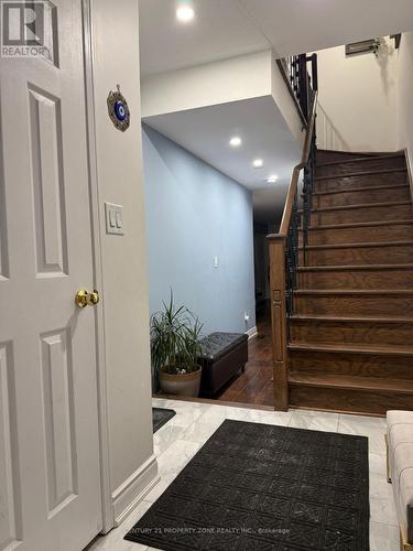 321 Aspendale Crescent, Mississauga, ON - Indoor Photo Showing Other Room