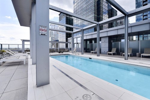 Pool - 2707-1050 Rue Drummond, Montréal (Ville-Marie), QC - Outdoor With In Ground Pool