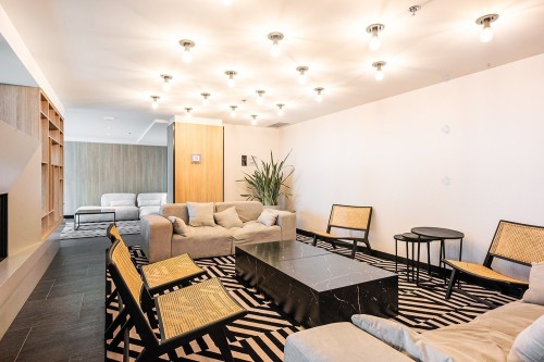 Common room - 2109-60 Rue De L'Éclipse, Brossard, QC - Indoor With Fireplace