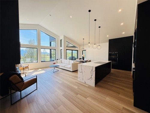 1853 Pine Ridge Mountain Trail, Invermere, BC - Indoor Photo Showing Other Room