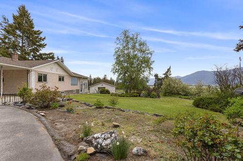 425 Ash Road, Creston, BC - Outdoor
