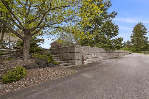 425 Ash Road, Creston, BC - Outdoor