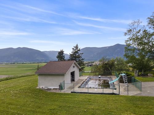 425 Ash Road, Creston, BC - Outdoor With View